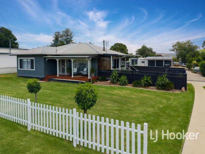 52 Moore Street, Inverell NSW 2360