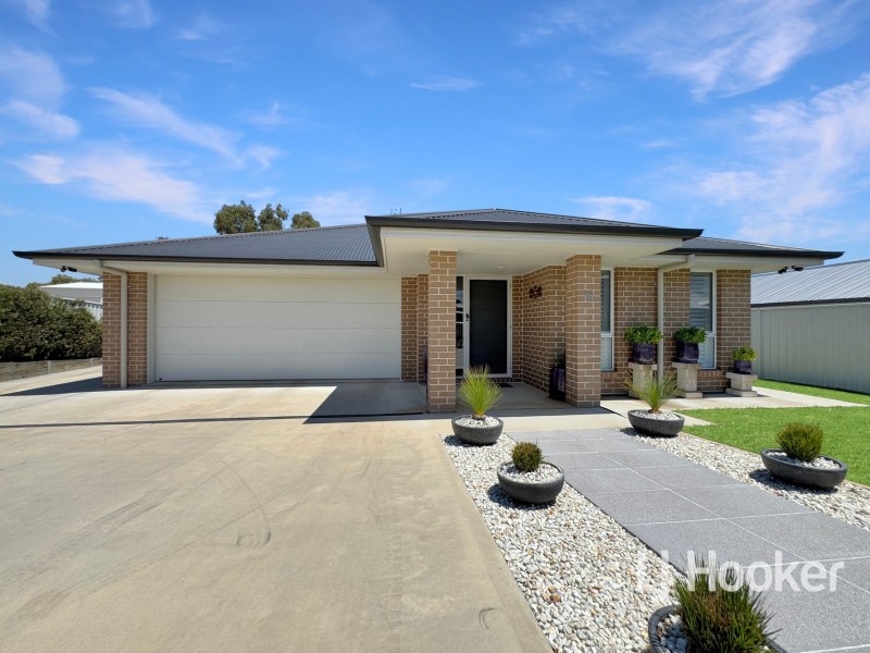 61 Mather Street, Inverell NSW 2360