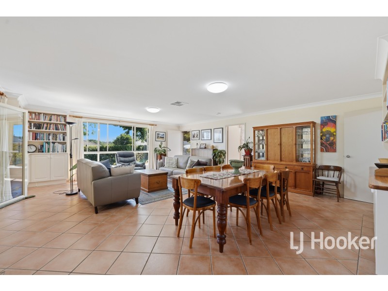 24 Zircon Street, Inverell NSW 2360