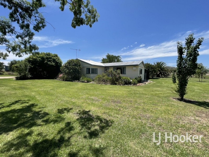 131 Waddells Lane, Inverell NSW 2360