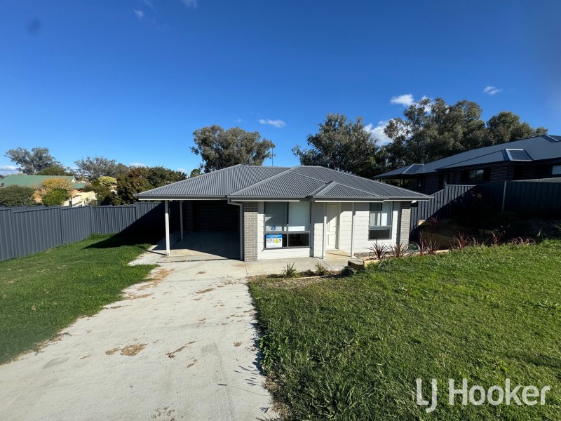 18A Terry Drive, Inverell NSW 2360