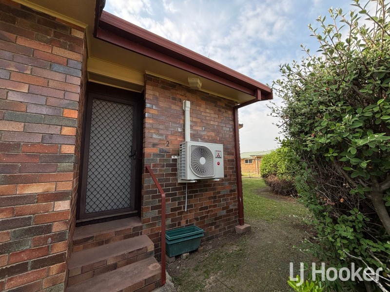 2/151 Glen Innes Road, Inverell NSW 2360