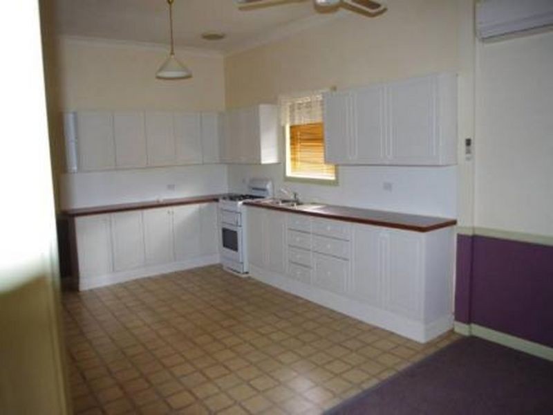 59 Chester Street, Inverell NSW 2360