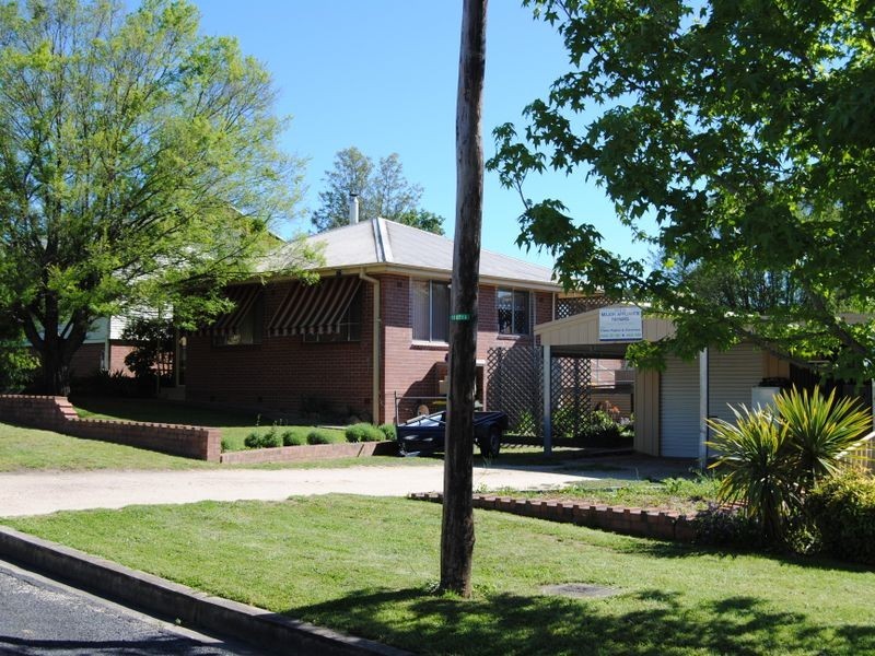 3 Whittingham Street, Inverell NSW 2360