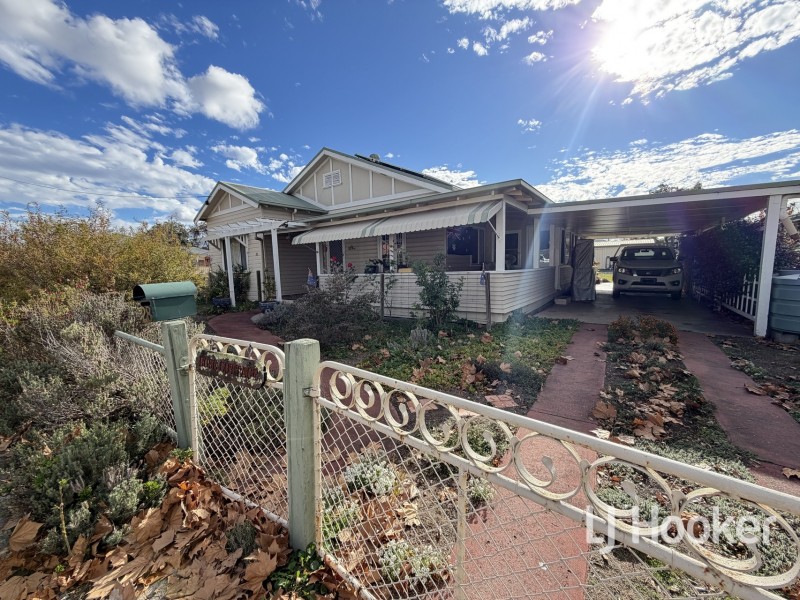 28 Henderson Street, Inverell NSW 2360