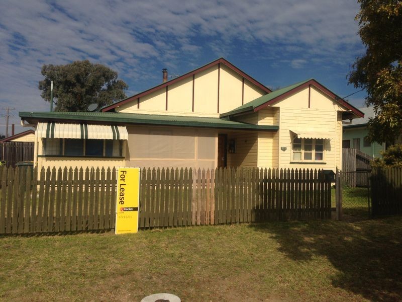 77 Granville Street, Inverell NSW 2360