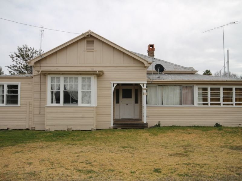 1/42 Granville Street, Inverell NSW 2360