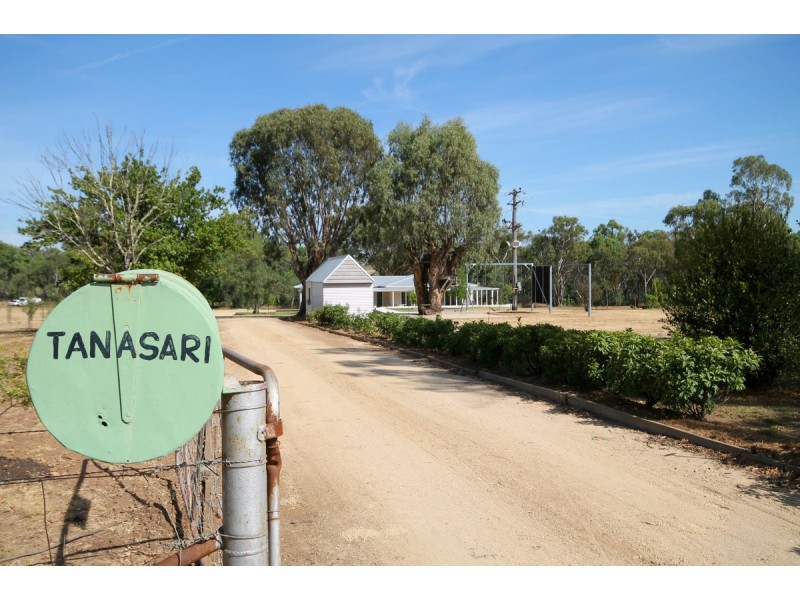 175 Rob Roy Road, Inverell NSW 2360