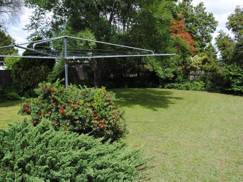 8 Zircon Street, Inverell NSW 2360