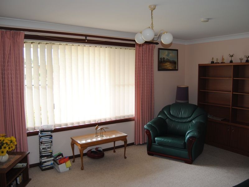 8 Zircon Street, Inverell NSW 2360