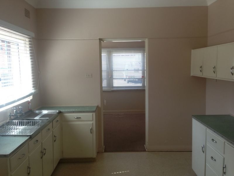 1/3 Corner of Evans & Campbell Str, Inverell NSW 2360