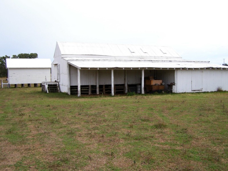 2075 Emmaville Road, Ashford NSW 2361