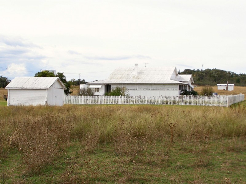 2075 Emmaville Road, Ashford NSW 2361