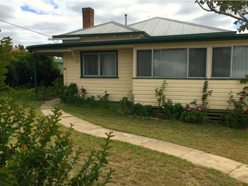 95 Warialda Road, Inverell NSW 2360