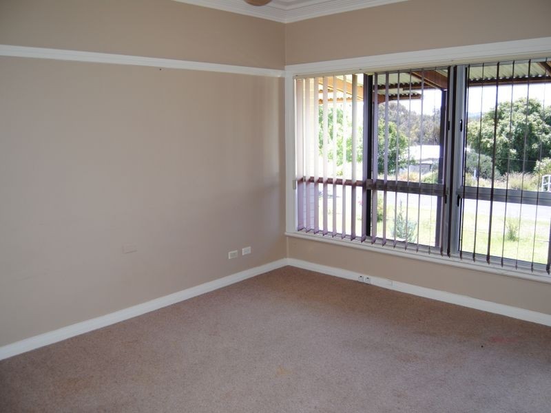 63 Prince Street, Inverell NSW 2360