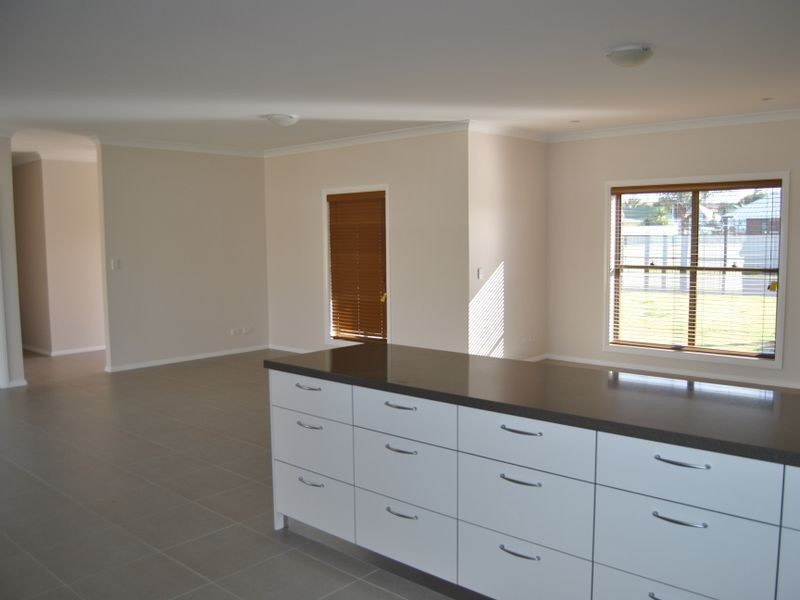 13 Rose Street, Inverell NSW 2360