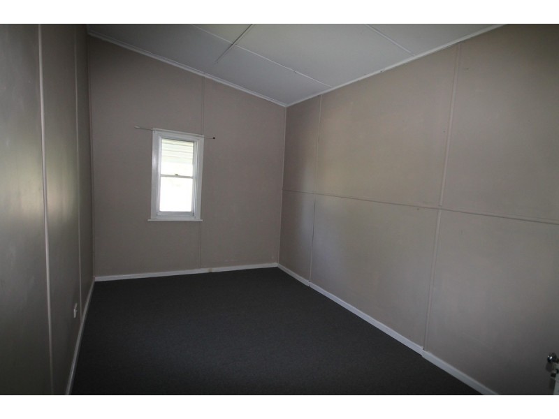 110 Macintyre Street, Inverell NSW 2360