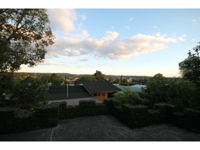 52 King Street, Inverell NSW 2360