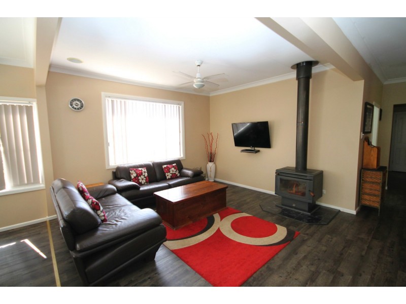 124 Brae Street, Inverell NSW 2360