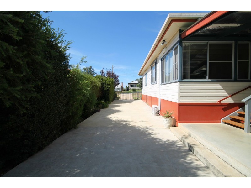 124 Brae Street, Inverell NSW 2360