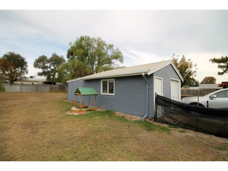 47 Bennett Street, Inverell NSW 2360