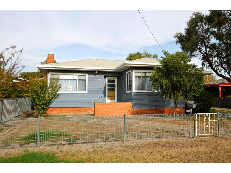 47 Bennett Street, Inverell NSW 2360