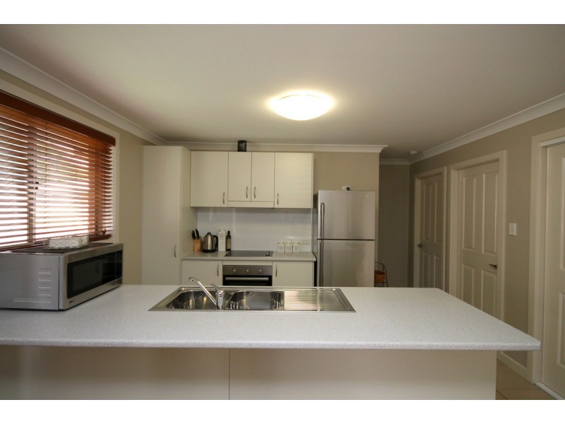 12A Brownleigh Vale Drive, Inverell NSW 2360