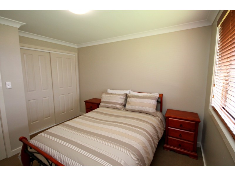 12A Brownleigh Vale Drive, Inverell NSW 2360