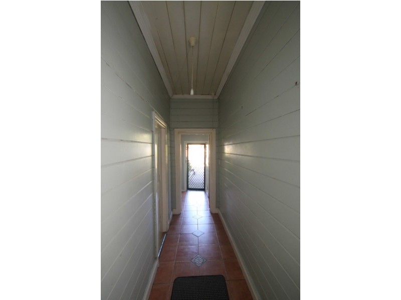 17A Andrew Street, Inverell NSW 2360