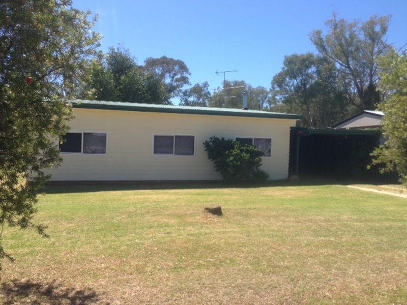 16 Wood, Inverell NSW 2360