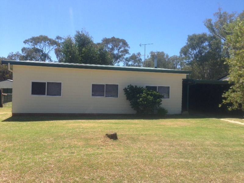 16 Wood, Inverell NSW 2360