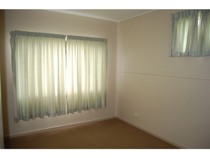 11 Carlyle Street, Inverell NSW 2360