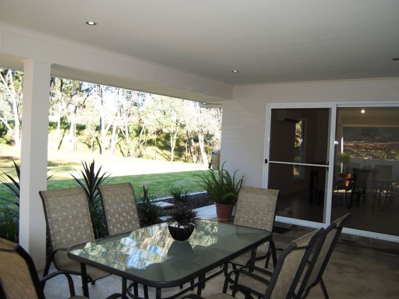 56 Caloola Drive, Inverell NSW 2360