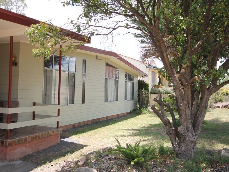 31 Butler Street, Inverell NSW 2360