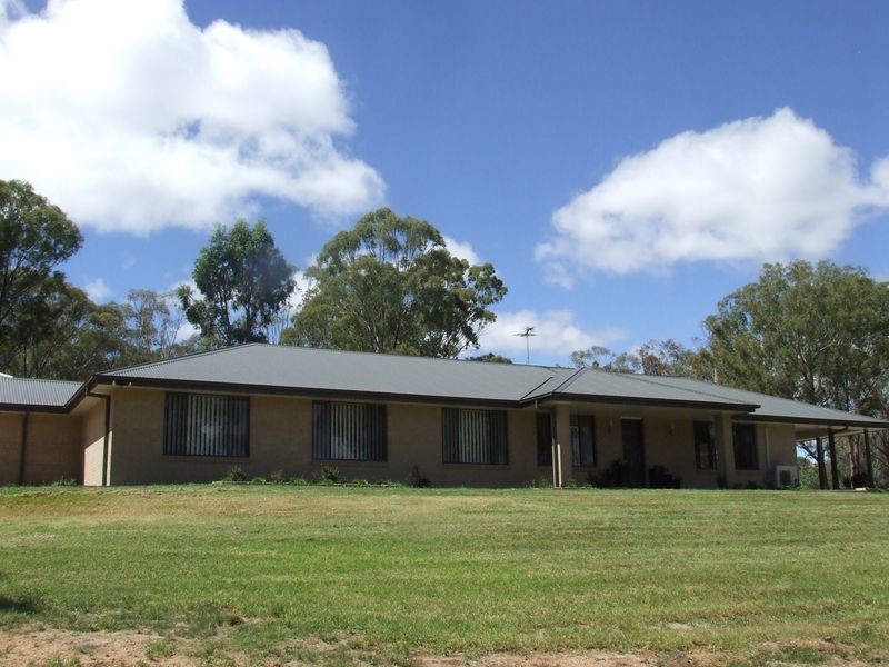 46 Caloola Drive, Inverell NSW 2360