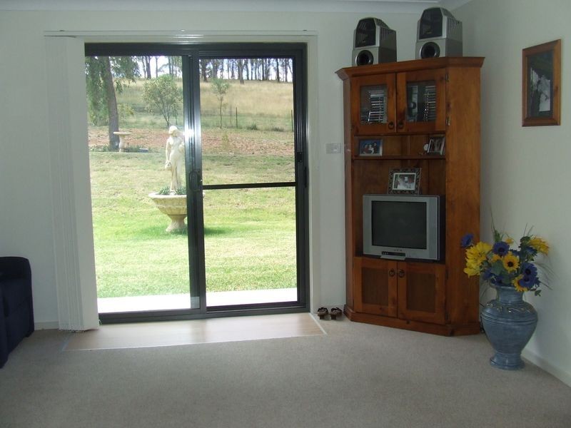 46 Caloola Drive, Inverell NSW 2360