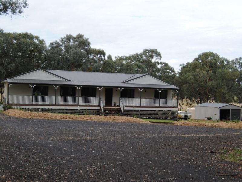 44 Caloola Drive, Inverell NSW 2360