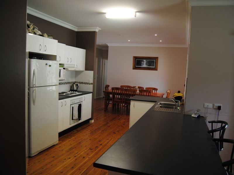 44 Caloola Drive, Inverell NSW 2360