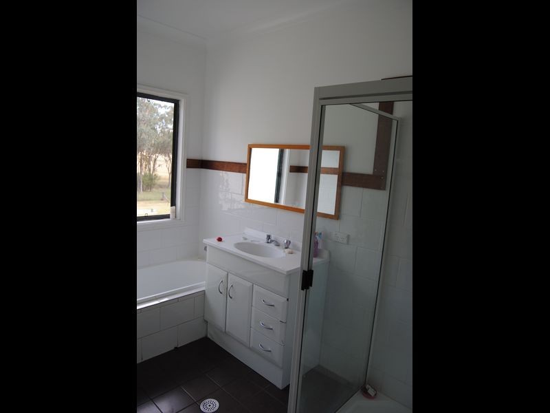 44 Caloola Drive, Inverell NSW 2360