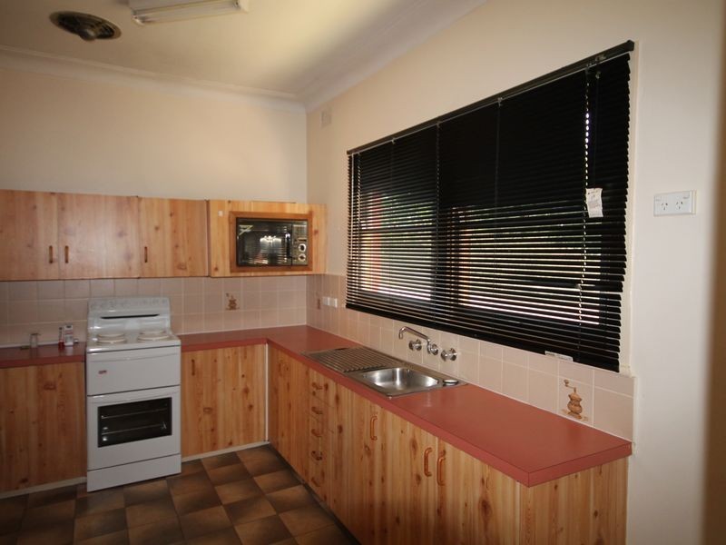 7 Vernon Street, Inverell NSW 2360