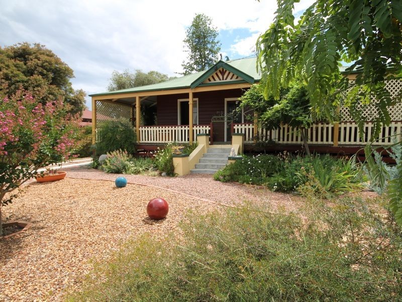 20 Bannockburn Road, Inverell NSW 2360