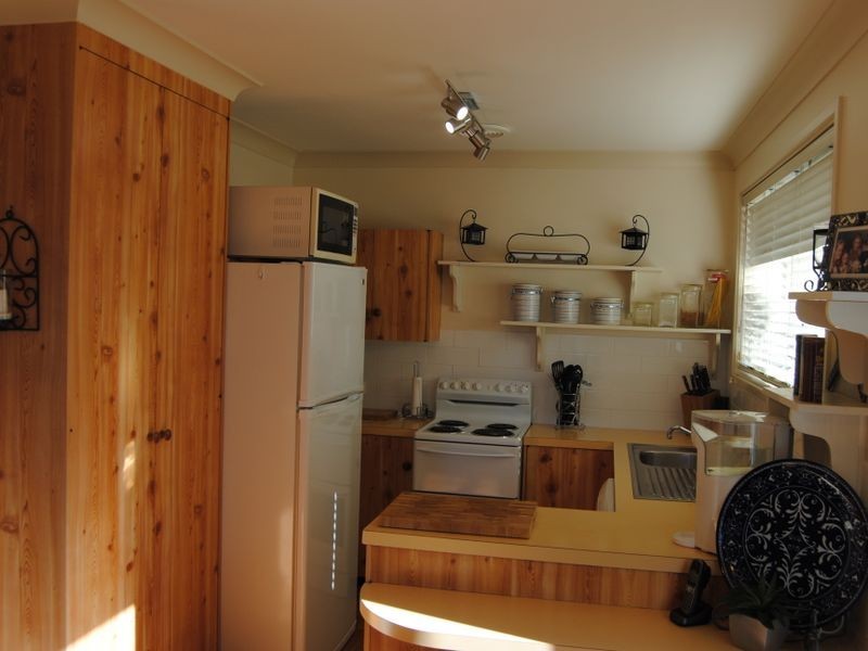 65 Gordon Street, Inverell NSW 2360