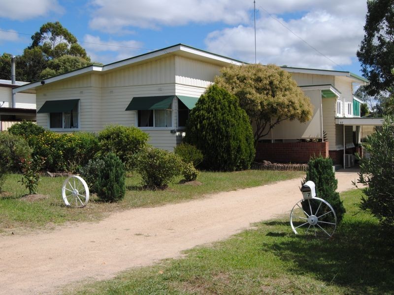 57 Butler Street, Inverell NSW 2360