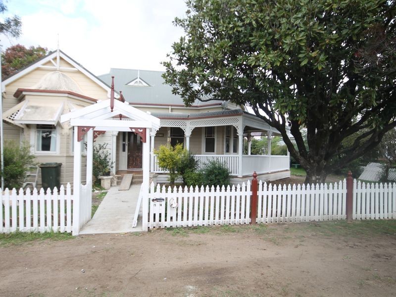 19 Chester Street, Inverell NSW 2360