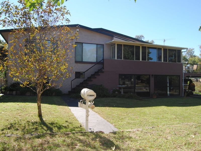 1 Whittingham Street, Inverell NSW 2360