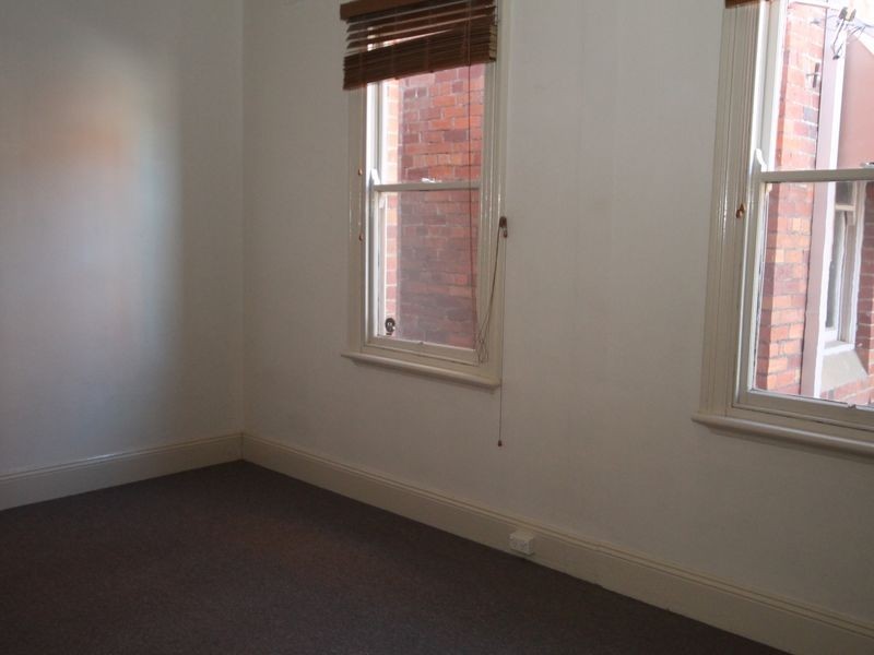 21 Otho Street (upstairs), Inverell NSW 2360