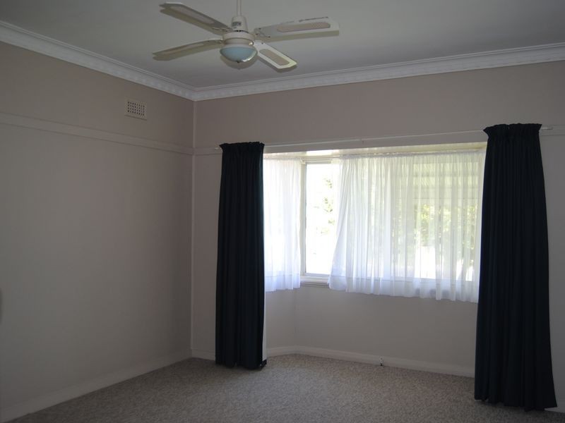 9 Bennett Street, Inverell NSW 2360
