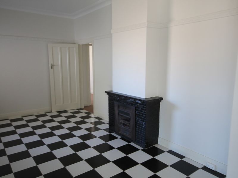 4 Warialda Road, Inverell NSW 2360