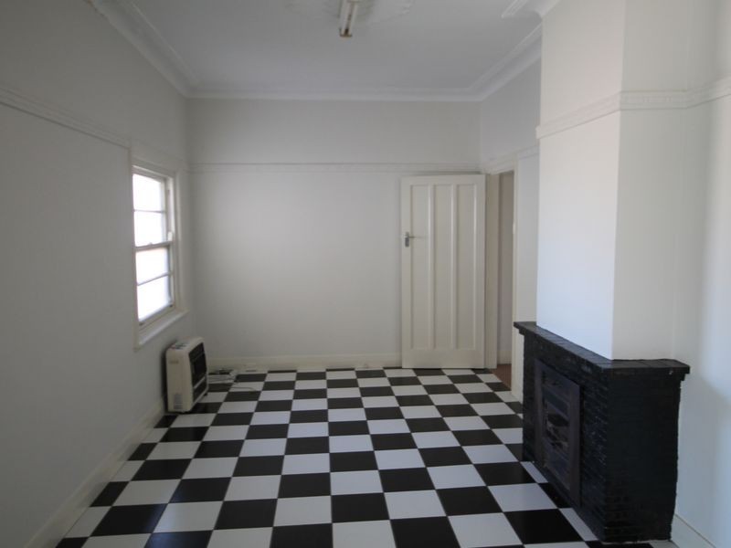 4 Warialda Road, Inverell NSW 2360