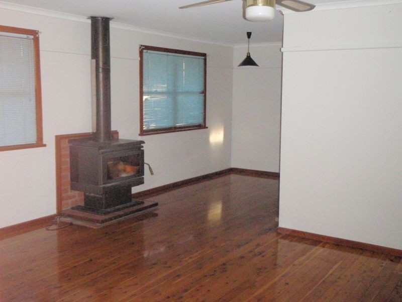 40 Gilchrist Street, Inverell NSW 2360